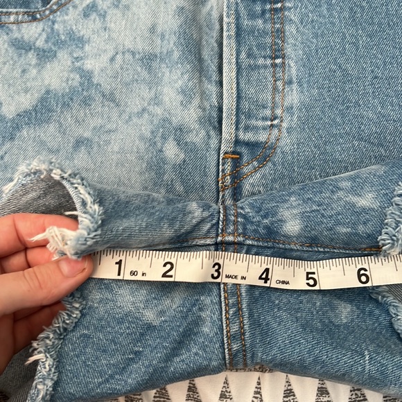 Levi’s 501 Acid wash shorts - Picture 9 of 9